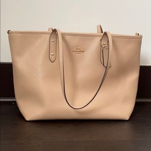 Coach tote